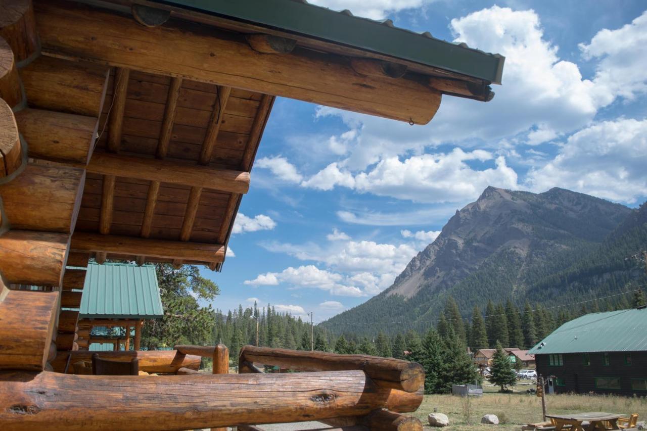 Silver Gate Lodging Cooke City Eksteriør billede