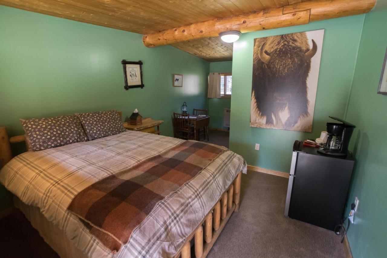 Silver Gate Lodging Cooke City Eksteriør billede