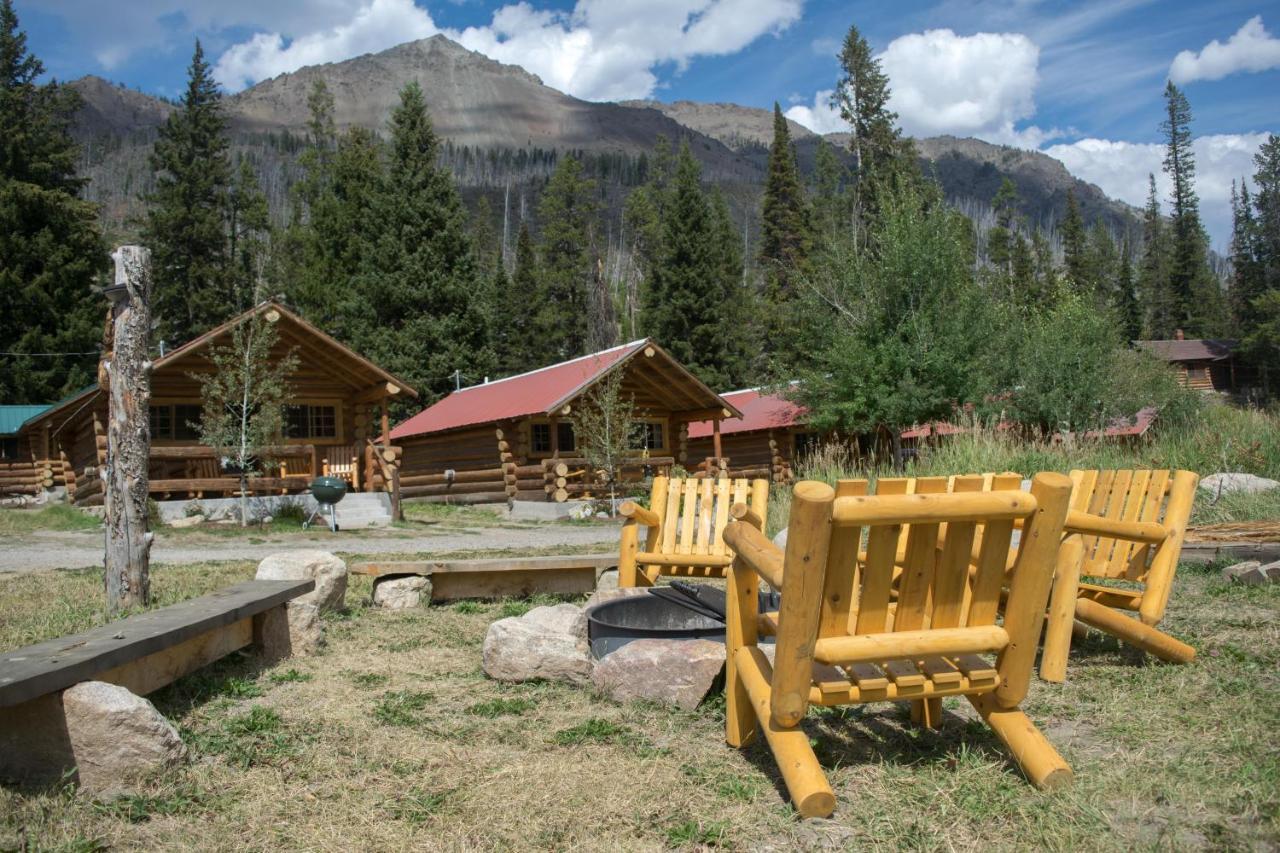 Silver Gate Lodging Cooke City Eksteriør billede