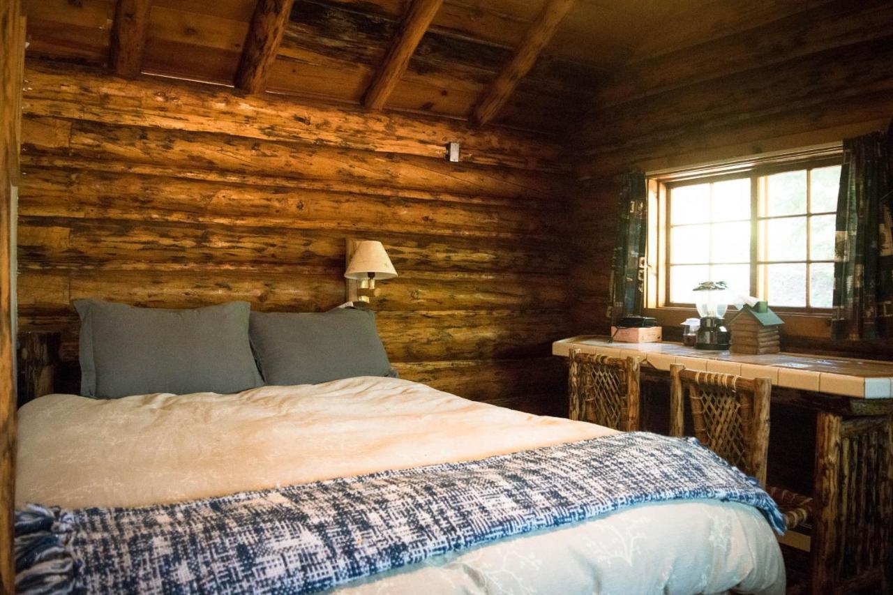 Silver Gate Lodging Cooke City Eksteriør billede