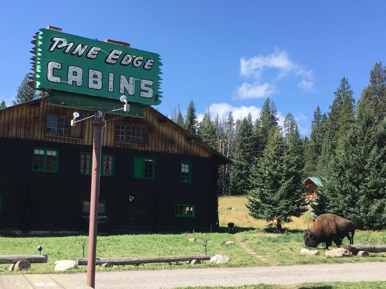 Silver Gate Lodging Cooke City Eksteriør billede