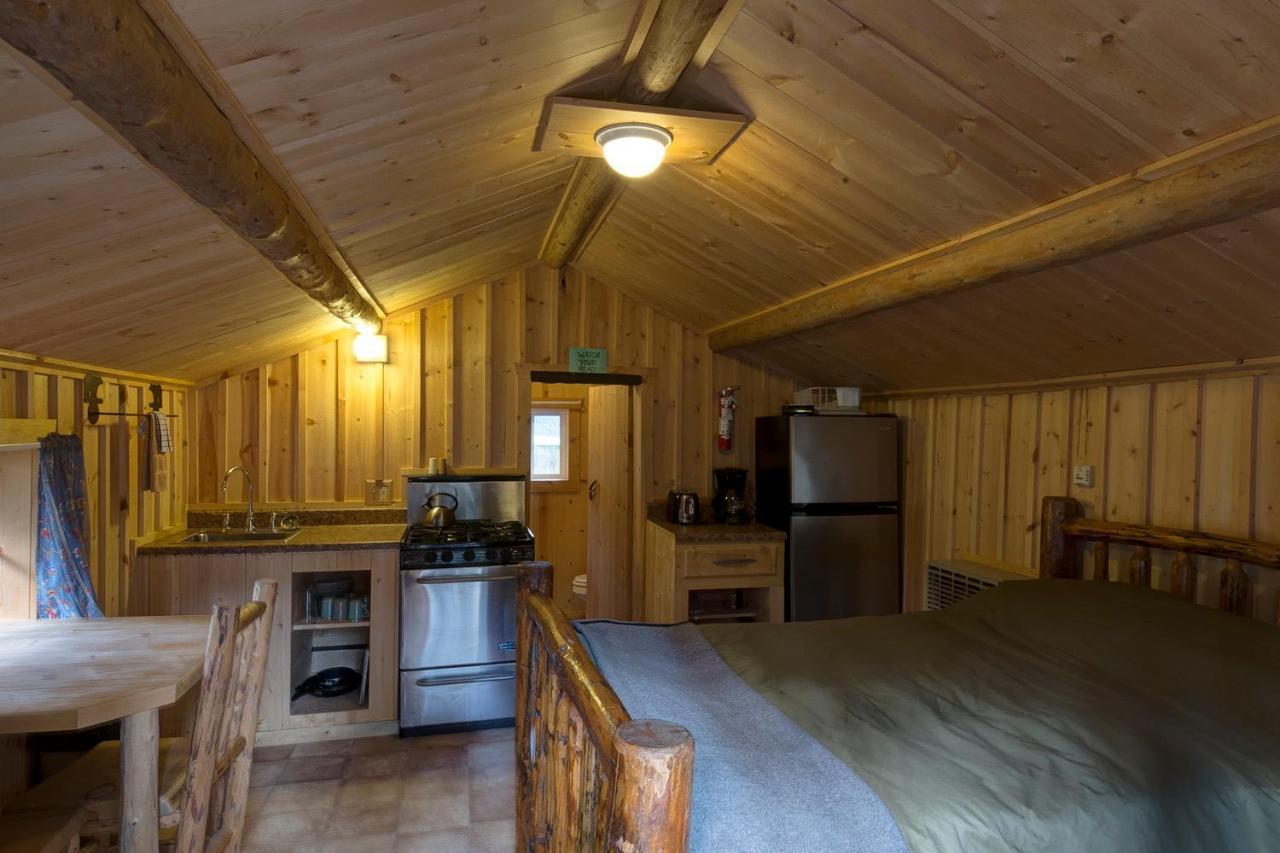 Silver Gate Lodging Cooke City Eksteriør billede