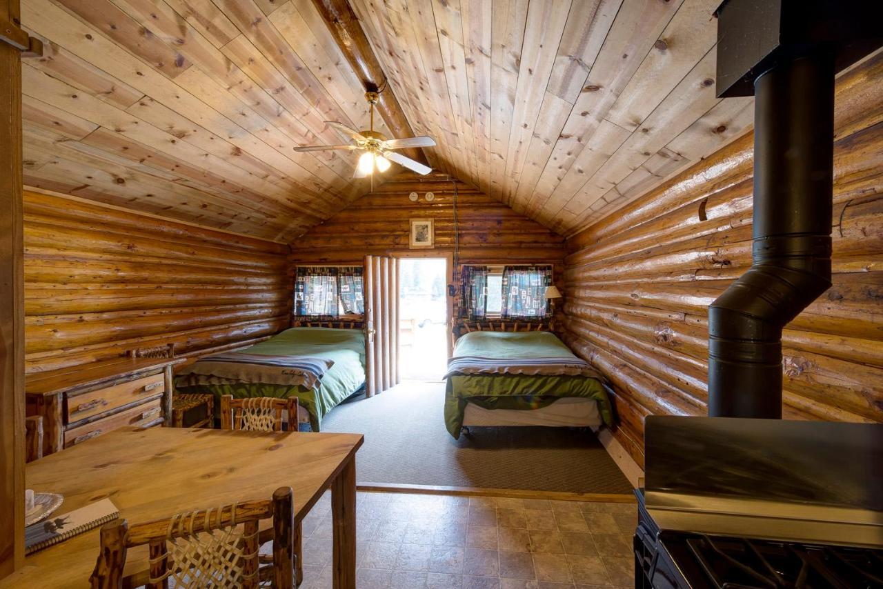Silver Gate Lodging Cooke City Eksteriør billede