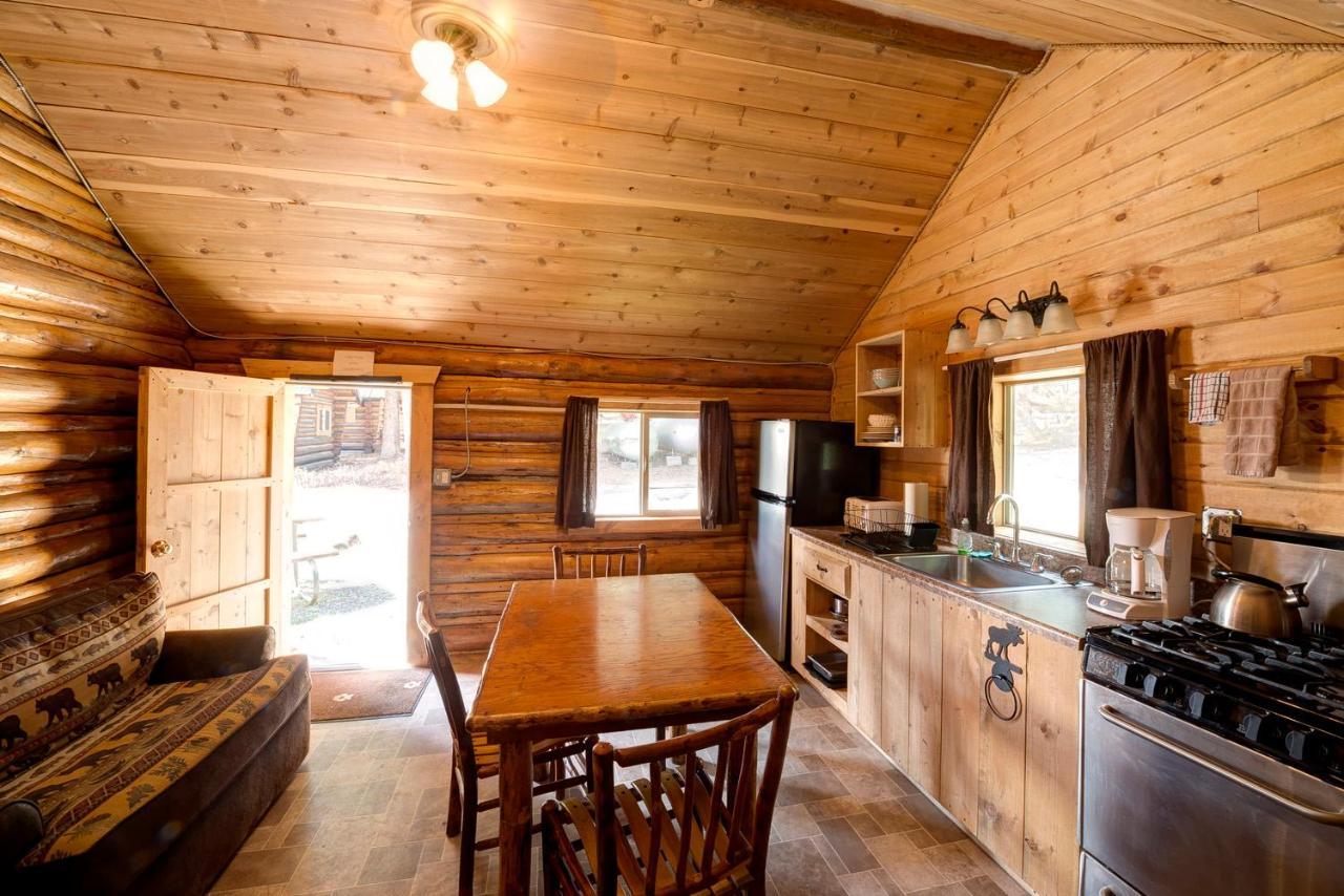 Silver Gate Lodging Cooke City Eksteriør billede
